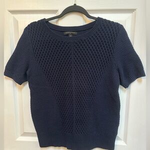 NWOT Banana Republic navy blue kitted sweater.